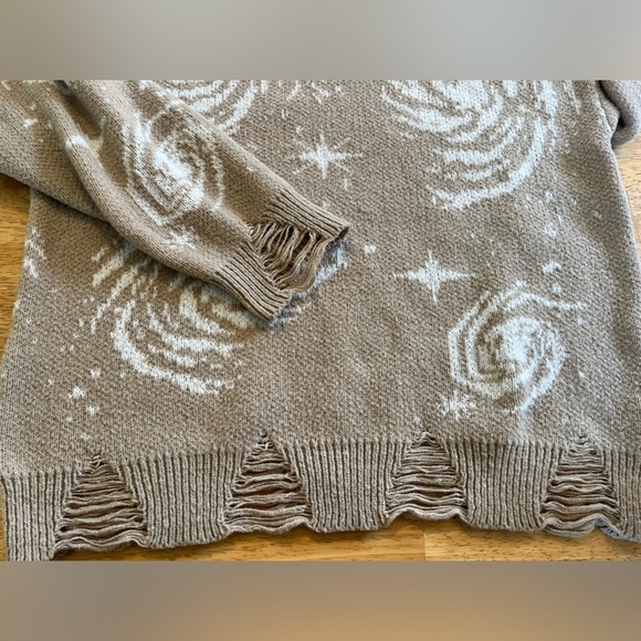 Manfinity Tan Knit Sweatshirt Galaxy Graphic And Distressed Detailing Size Large - Picture 3 of 7
